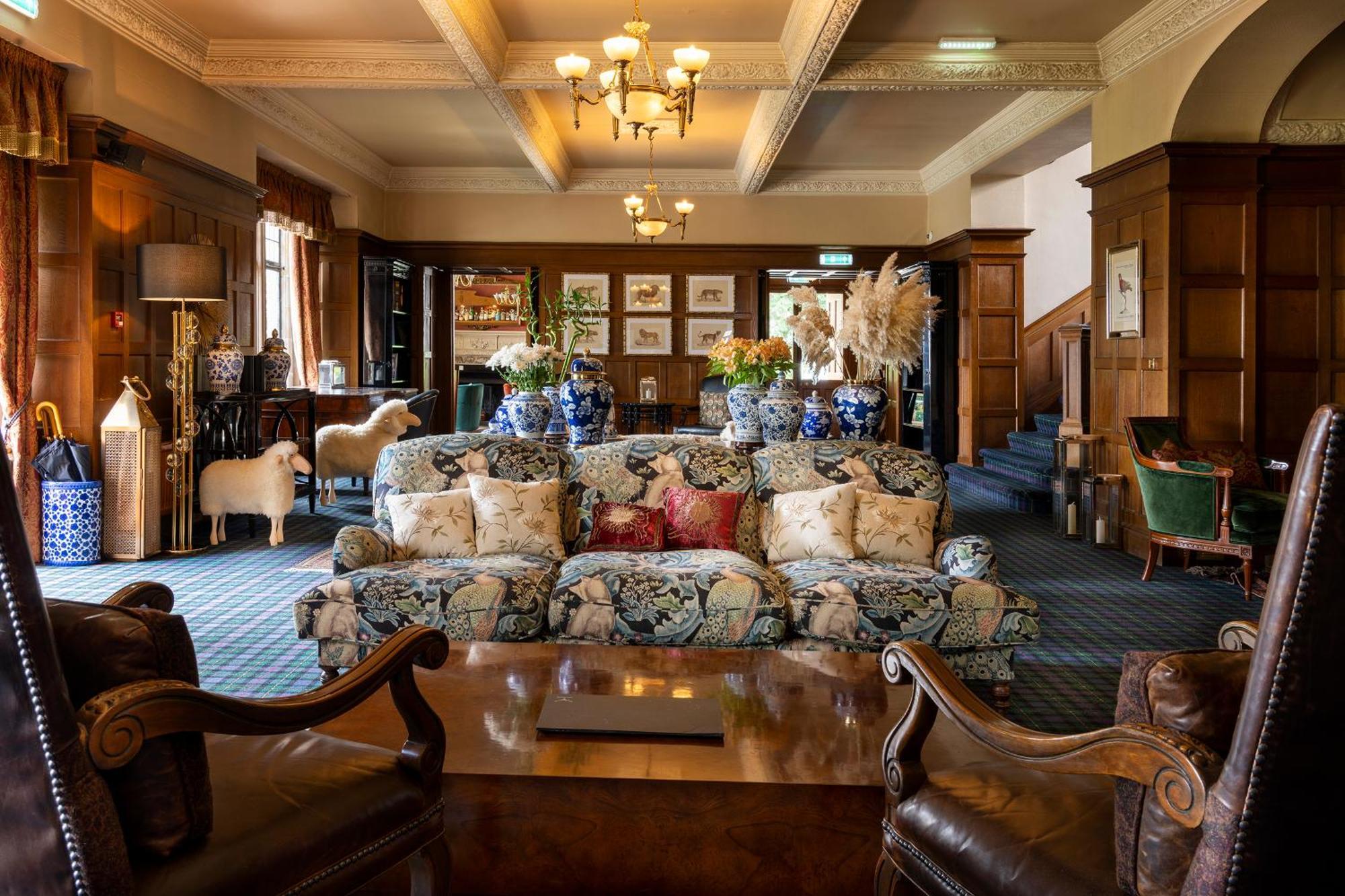 Kincraig Castle Hotel อินเวอร์กอร์ดอน ภายนอก รูปภาพ