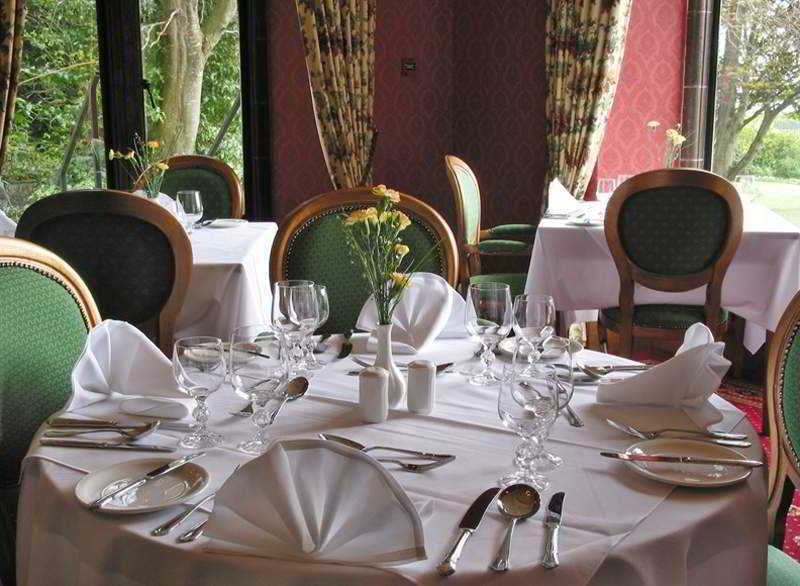 Kincraig Castle Hotel อินเวอร์กอร์ดอน ภายนอก รูปภาพ