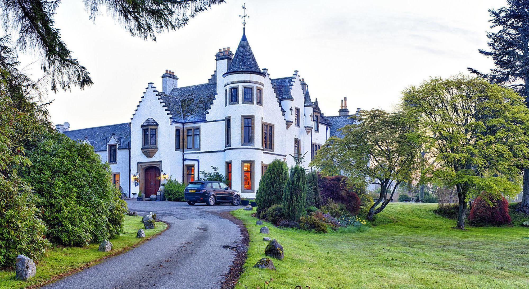 Kincraig Castle Hotel อินเวอร์กอร์ดอน ภายนอก รูปภาพ