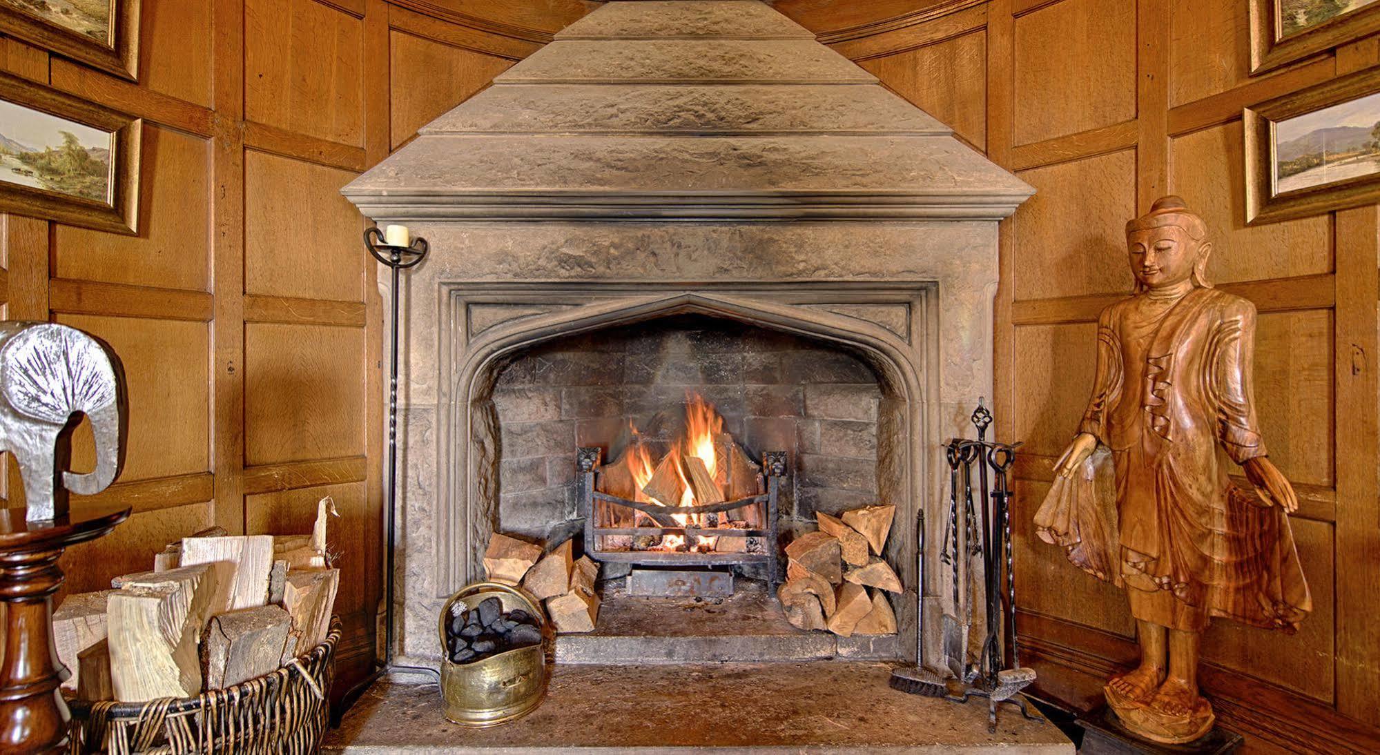 Kincraig Castle Hotel อินเวอร์กอร์ดอน ภายนอก รูปภาพ