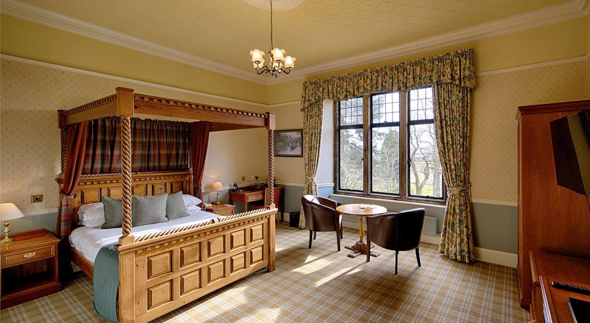 Kincraig Castle Hotel อินเวอร์กอร์ดอน ภายนอก รูปภาพ